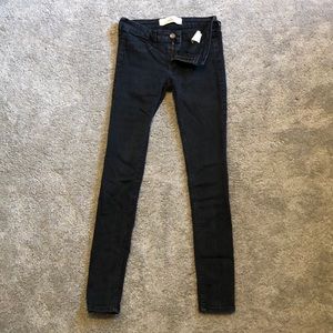 Hollister black jean